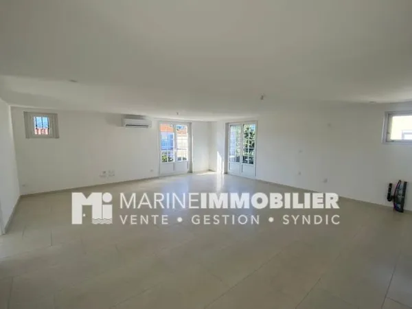 Appartement 4 pièces 77 m²