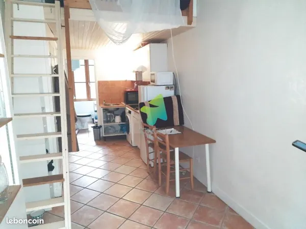Studio 1 pièce 20 m²
