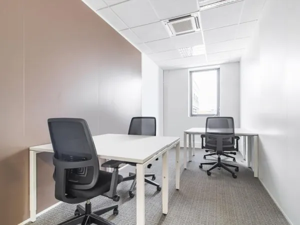 Espace de bureau tout compris pour vous-même et votre équipe à Reims, Clairmarais
