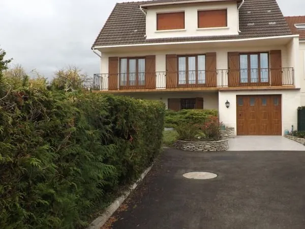 Maison traditionnelle sur le haut de Bonneuil sur Marne