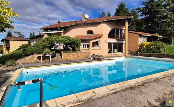 VENTE MAISON 8 PIECES LENTILLY