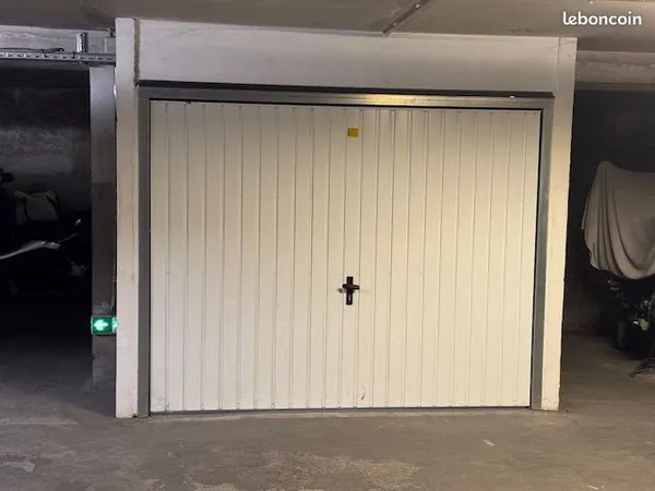Garage box fermé