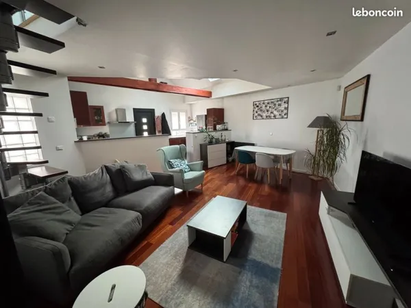 Appartement 4 pièces de 86 m² - 2 chambres - Coeur de ville