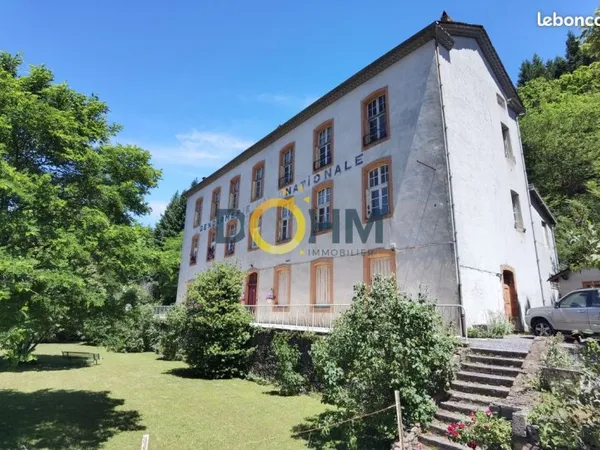 Appartement 15 pièces 280 m²