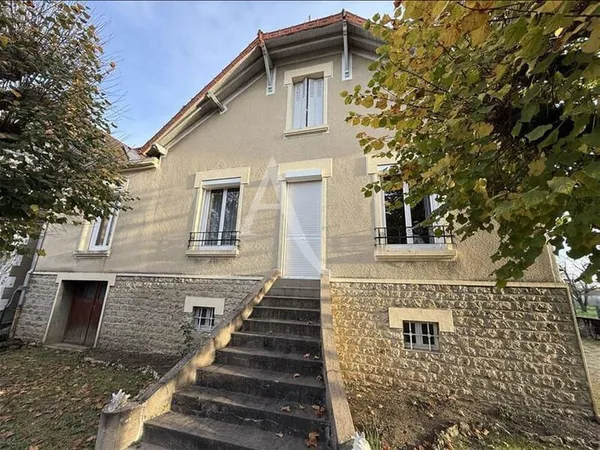EN VENTE - FOURCHAMBAULT - Maison 3 chambres et bureaux terrain