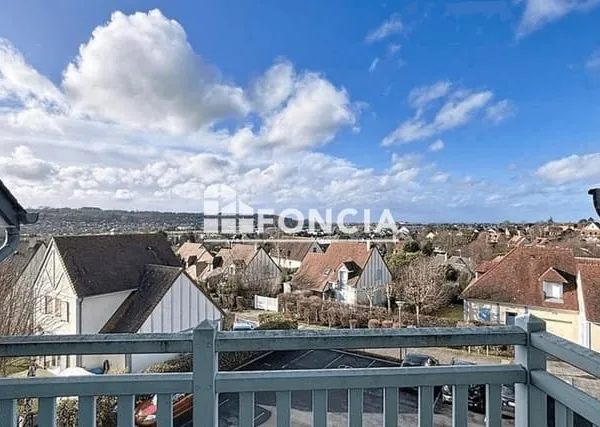 Appartement 3 pièces - Dernier étage avec balcon vue panoramique