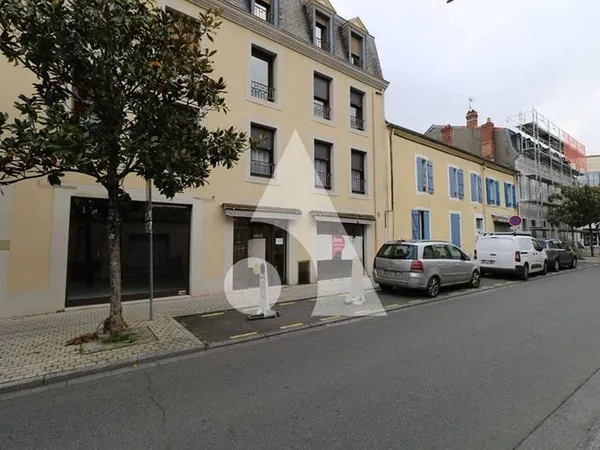 Local commercial 67 m²