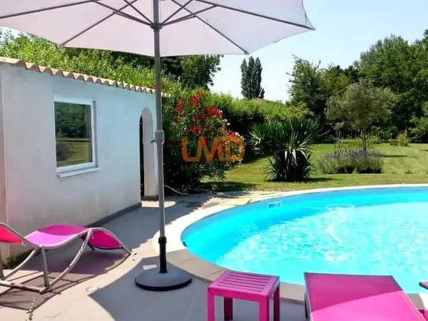 Maison au calme avec grand jardin et piscine, sans vis-à-vis