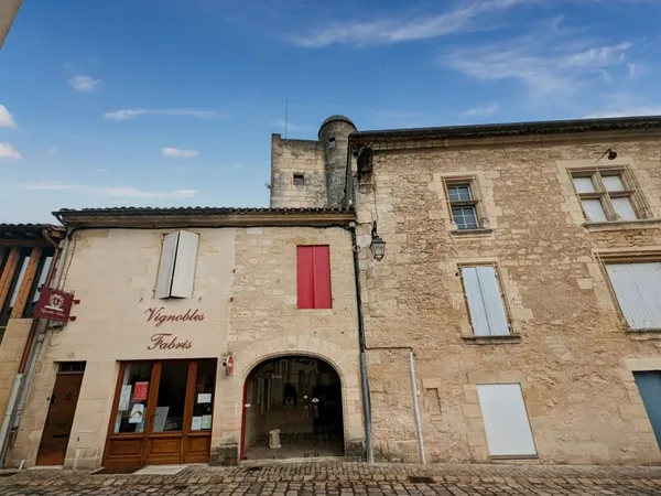 33 330 - Saint-Emilion - Tour de Garde