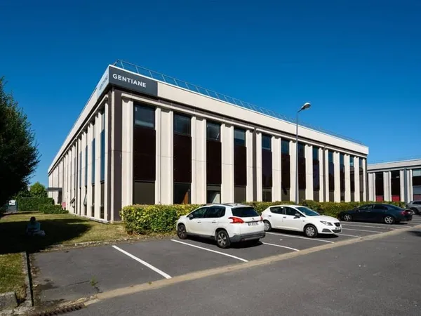 Bureaux 1227 m²