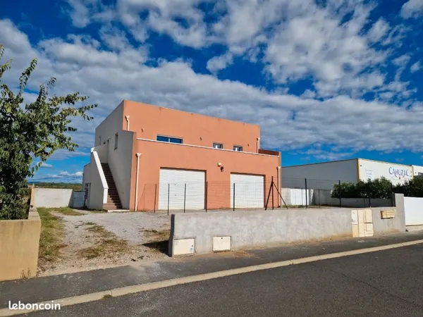 Maison local bureau terrain 600m2