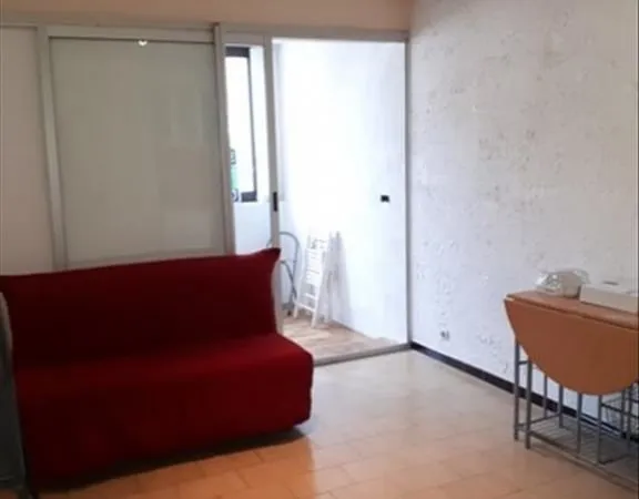 APPARTEMENT T1 SAUSSET LES PINS - 1 pièce(s) - 17 m2