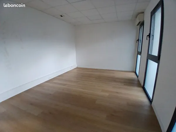 Bureaux 165 m² VANNES