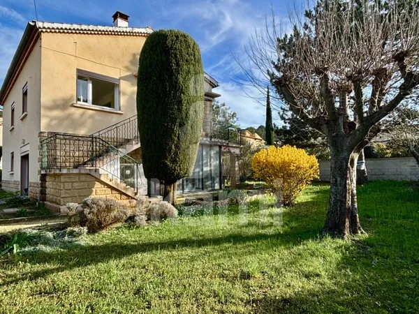 MAISON 133 m2 T6 - 2 LOGEMENTS - AU CALME - JARDIN - GARAGE