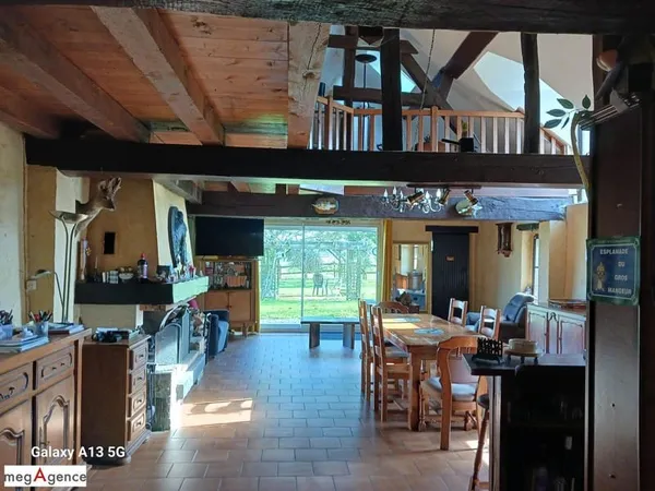 Bel environnement pour cette maison familiale