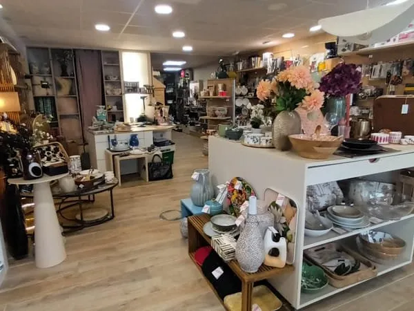 Local commercial