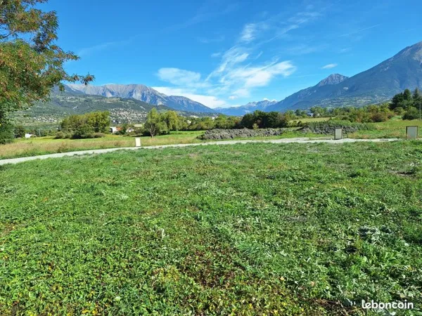 Vends Terrain à bâtir viabilisé