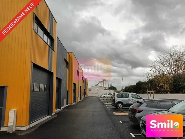 Local d'activité 289 m²