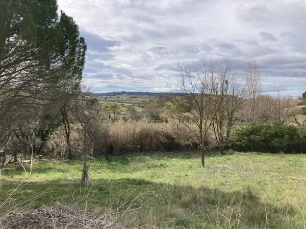 TERRAIN VIABILISE 827M²