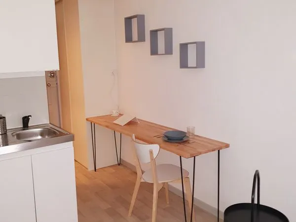 Studio meuble etudiant rue de la bourse