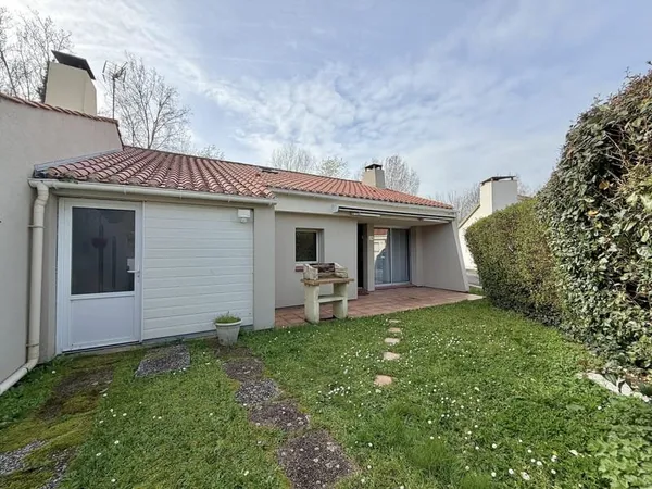 'Salin' Maison 3 chambres avec un joli terrain