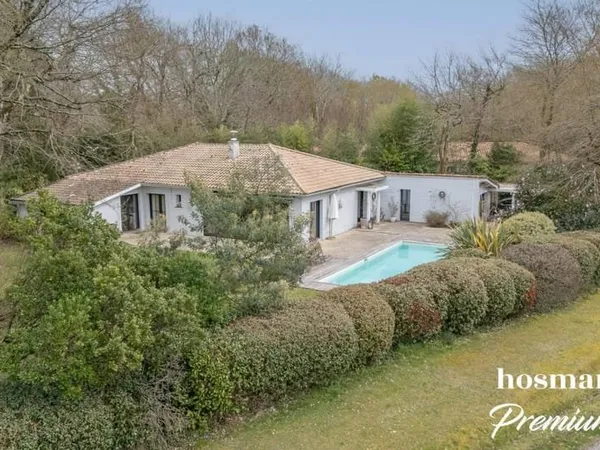 Maison familiale rénovée de 6 pièces avec piscine et terrasse - Au coeur du golf - Saint-Sulpice-et-