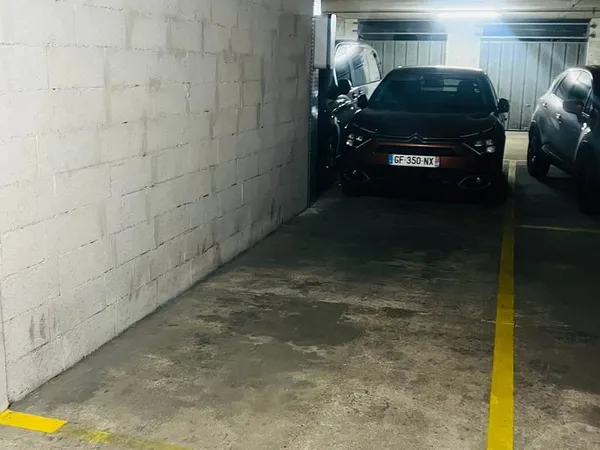 Parking 15 m²