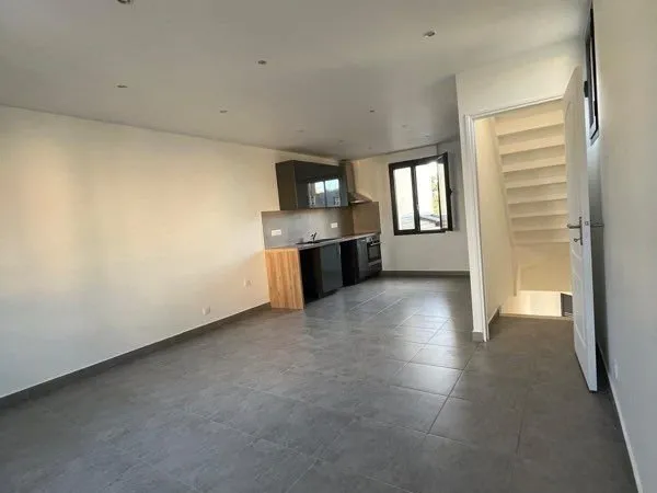 À louer - Appartement F2 duplex 48 m² dans pavillon