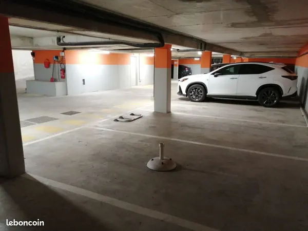 Place de parking sous-terrain