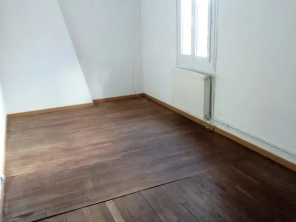 F4 MAISON D'HABITATION
