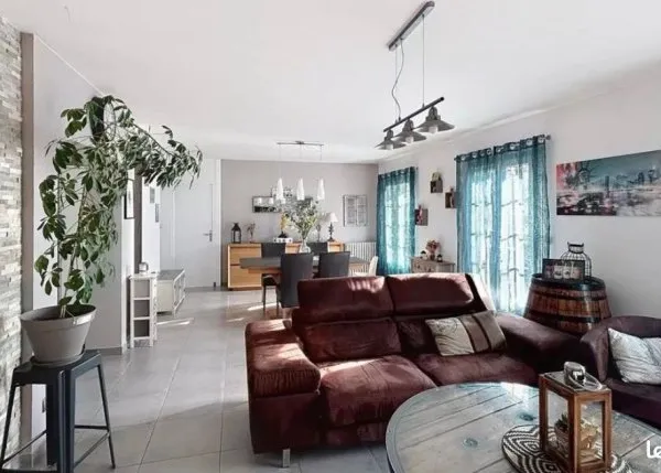 Maison 135m2 sur sous sol au calme - quartier Villarmoy