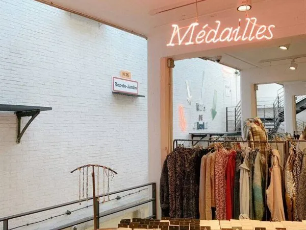 Boutique 1 pièce 45 m²