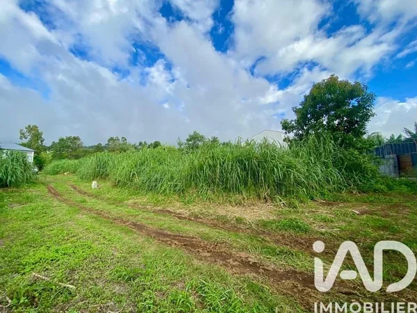 Terrain 2734 m²