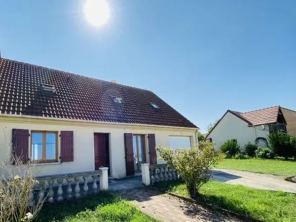 d'une maison ? 6 pièces à Champigny sur Yonne