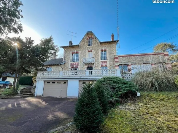 Propriété 14 pièces 319 m²