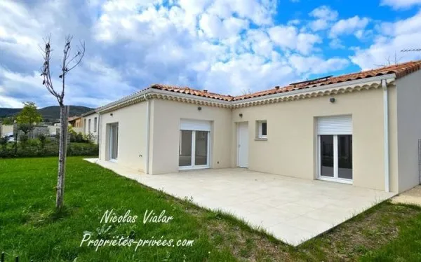 Maison neuve de plain pied de 102 m² à Alba La Romaine