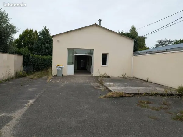 BUREAUX 91 m² SAINT-AVERTIN