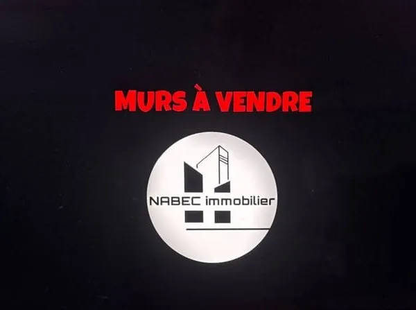 Local commercial 110 m²
