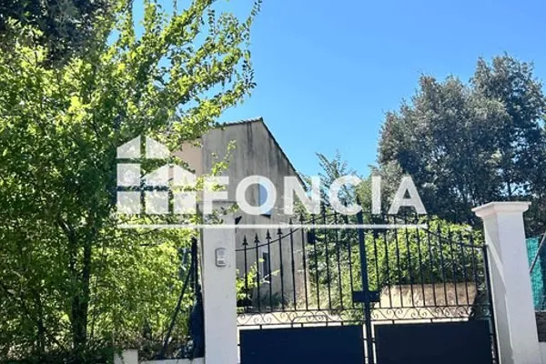 Maison Location Brignoles 4p 88m² 1140€