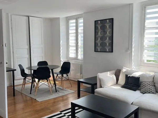 Loue appartement 74m² Laval centre
