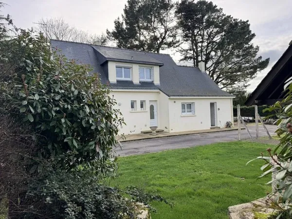 Maison 5 chambres sur environ 1900 m² de terrain