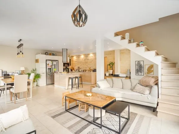 Maison - 4 chambres - Grand jardin - Assainissement conforme