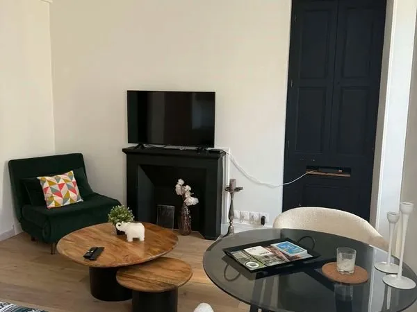 T2 meublé 35 m² - Centre Niort - Refait / Équipé - 650