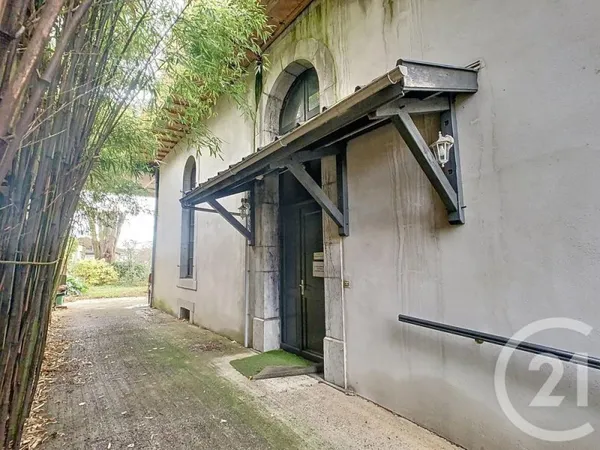 Maison 8 pièces 93 m²