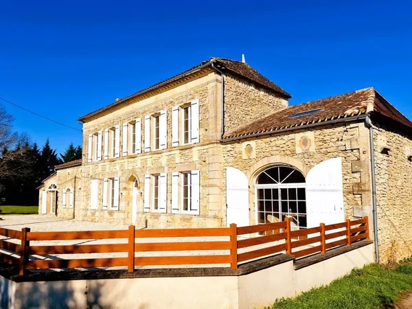 Maison de Maitre à 1 heure de Bordeaux