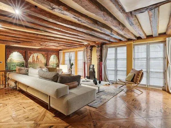Appartement 5 pièces 141 m²