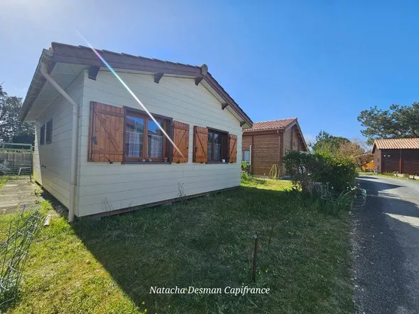 ✨ COUP DE CŒUR - CHALET RÉCENT TYPE 2 AVEC VUE EXCEPTIONNELLE & ACCÈS PRIVÉ PLAGE ✨