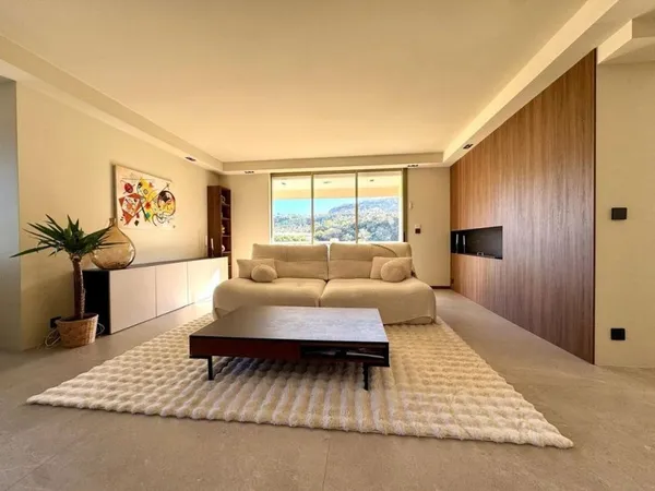 Appartement 5 pièces 177 m²