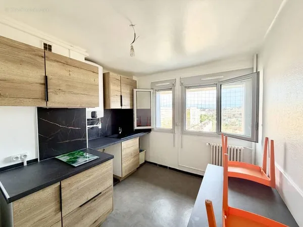 Studio t1 32 m2 minimes