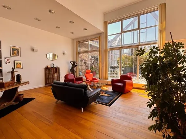 Appartement 4 pièces 180 m²
